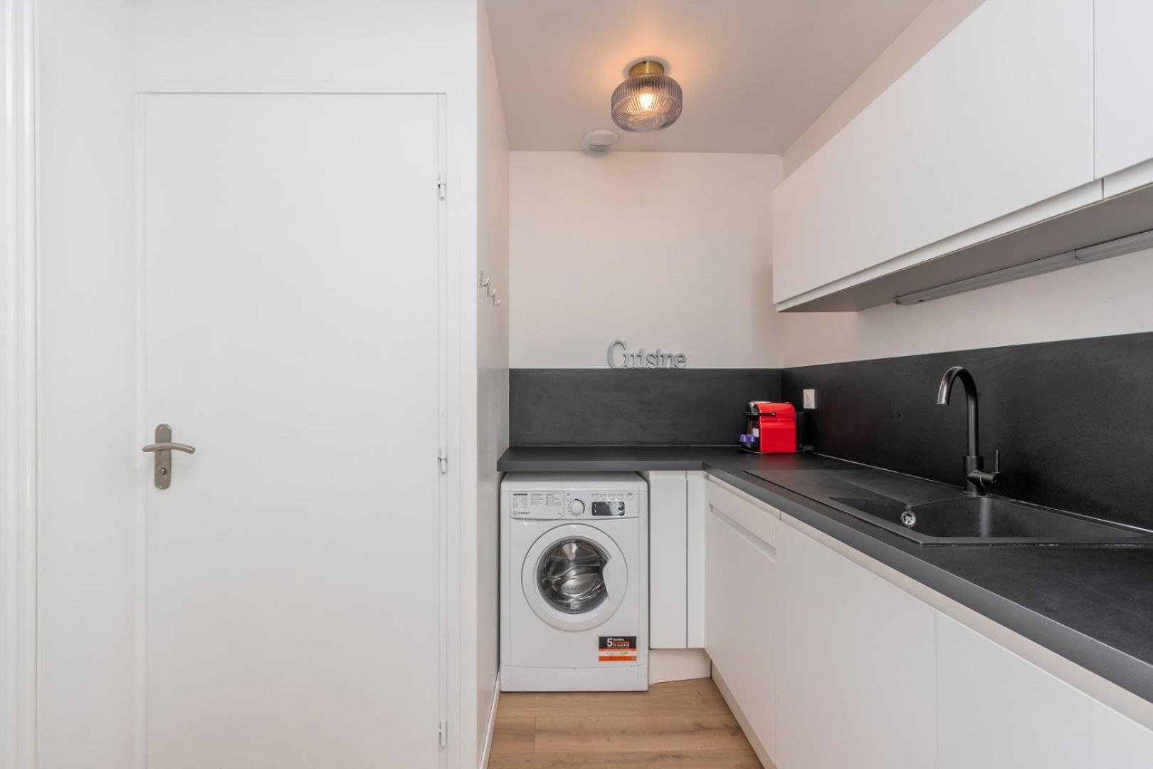2 Bedroom House W/ Terrace, Near Train Stations & Metro Rijsel Buitenkant foto