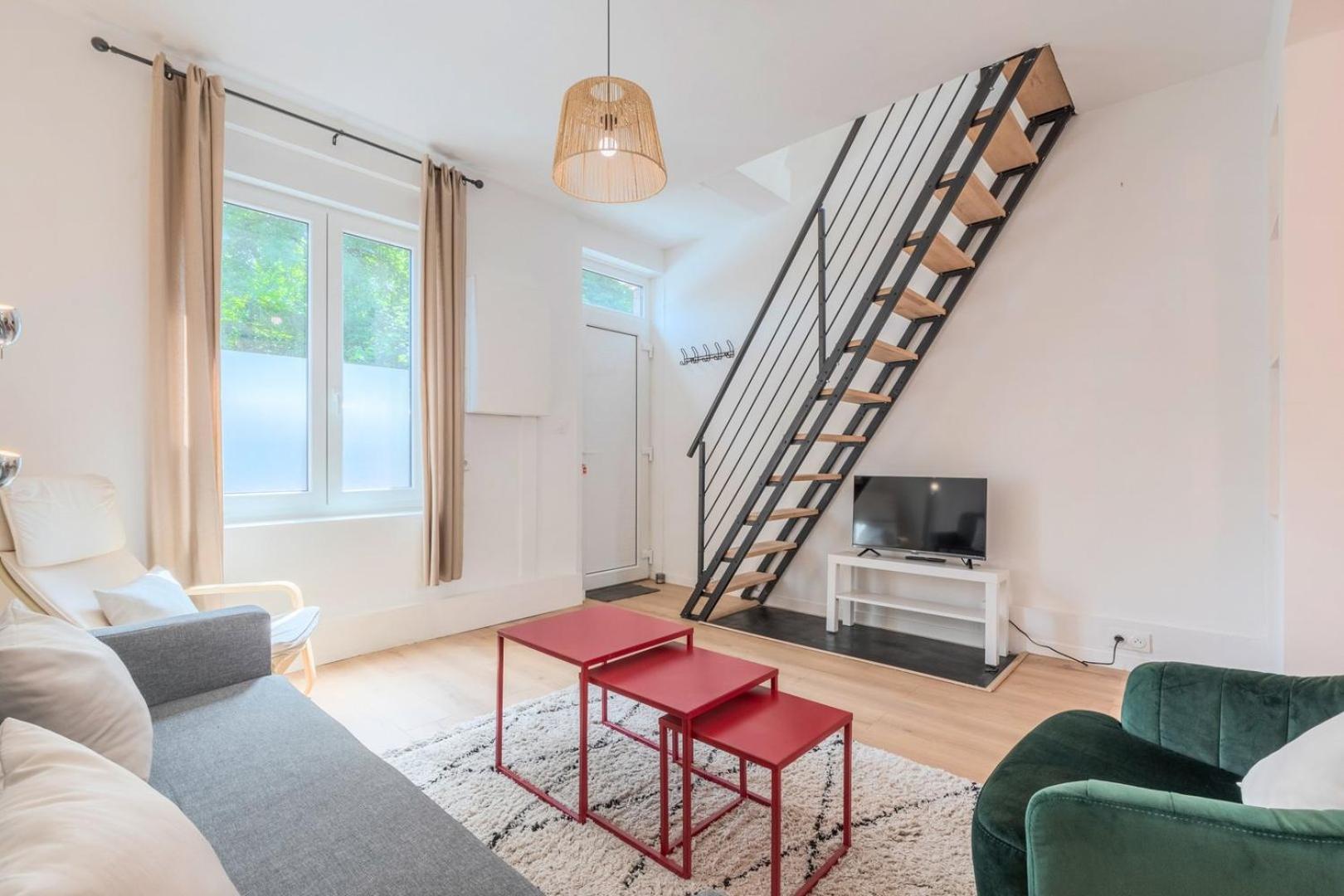 2 Bedroom House W/ Terrace, Near Train Stations & Metro Rijsel Buitenkant foto
