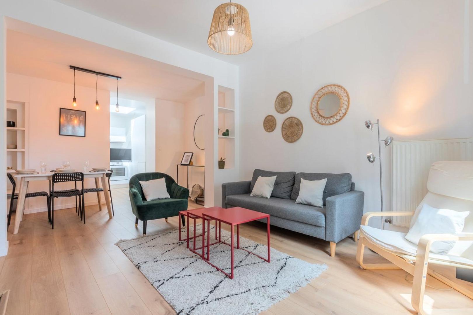 2 Bedroom House W/ Terrace, Near Train Stations & Metro Rijsel Buitenkant foto