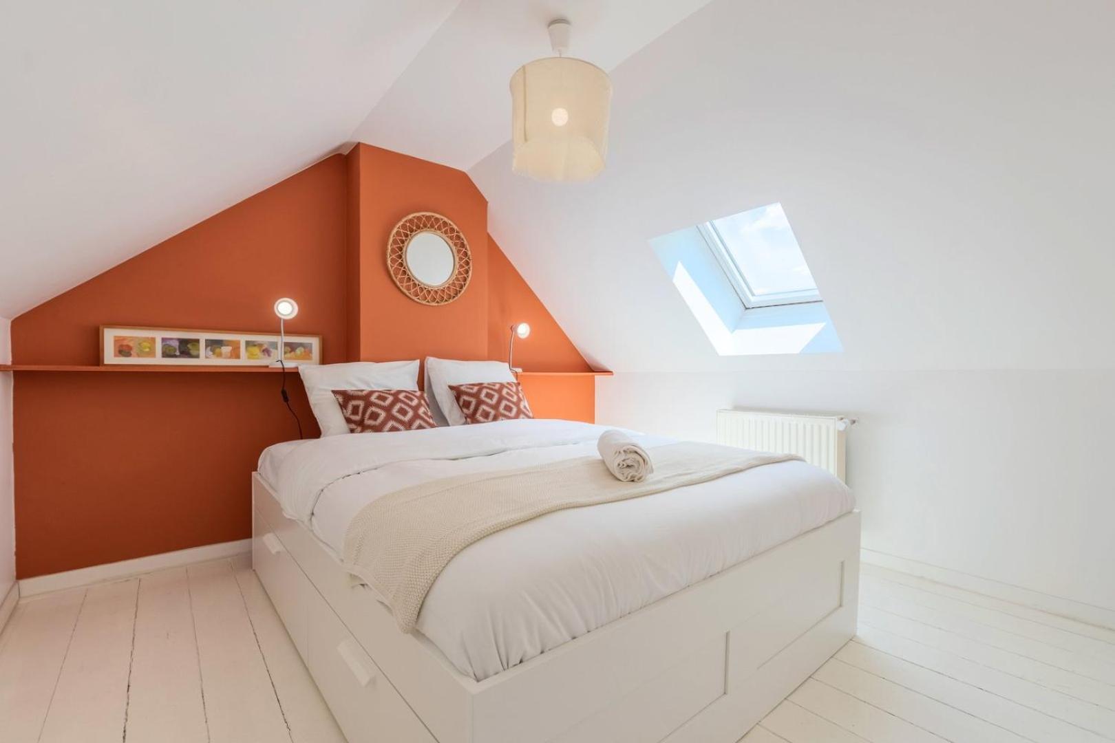 2 Bedroom House W/ Terrace, Near Train Stations & Metro Rijsel Buitenkant foto